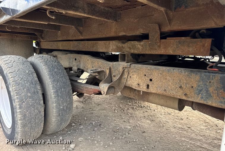 image for item ER0007 1995 Ford F350 Crew Cab dump bed pickup truck