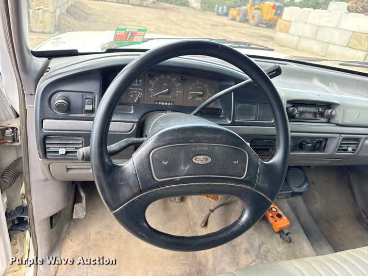 image for item ER0007 1995 Ford F350 Crew Cab dump bed pickup truck