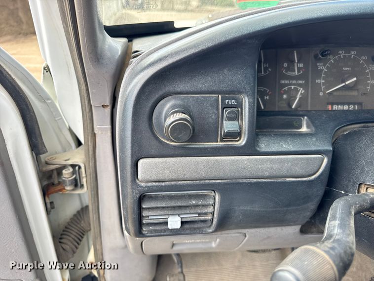 image for item ER0007 1995 Ford F350 Crew Cab dump bed pickup truck