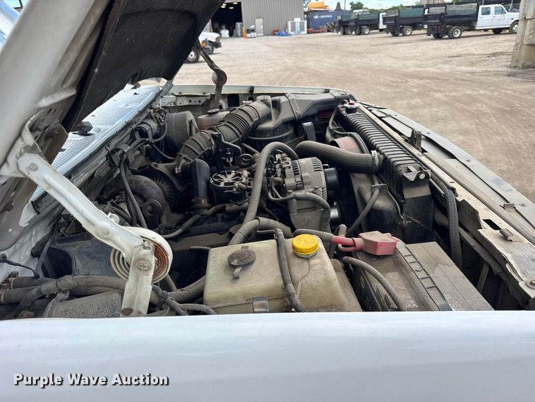 image for item ER0007 1995 Ford F350 Crew Cab dump bed pickup truck