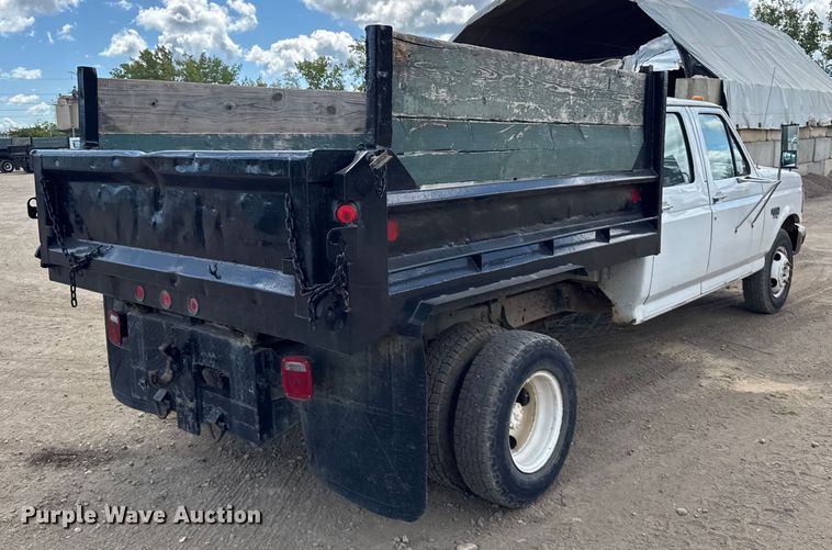 image for item ER0008 1995 Ford F350 Crew Cab dump bed pickup truck
