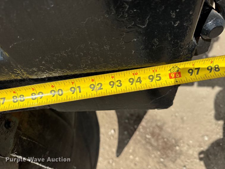 image for item ER0008 1995 Ford F350 Crew Cab dump bed pickup truck