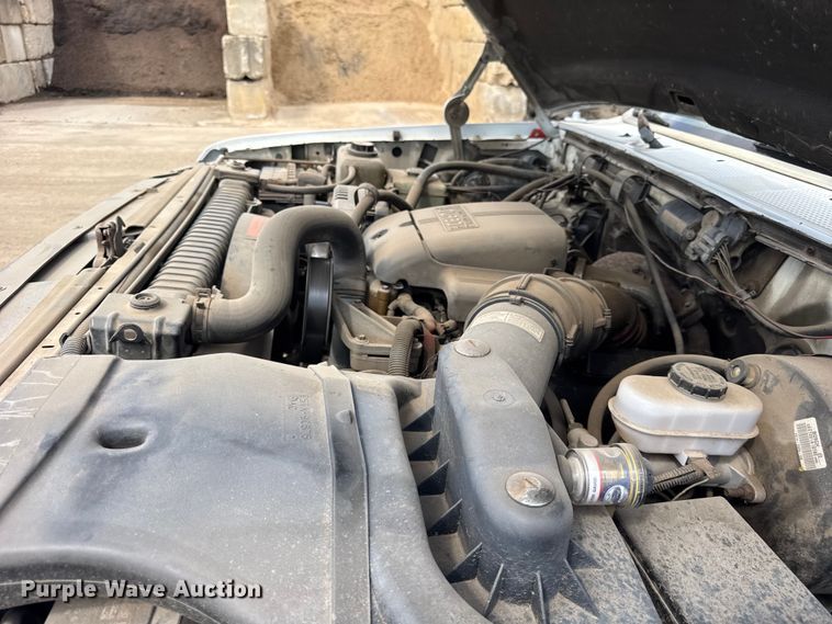 image for item ER0008 1995 Ford F350 Crew Cab dump bed pickup truck