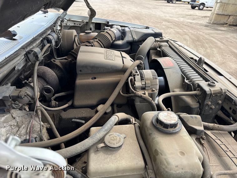 image for item ER0008 1995 Ford F350 Crew Cab dump bed pickup truck