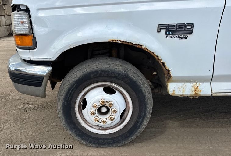 image for item ER0008 1995 Ford F350 Crew Cab dump bed pickup truck