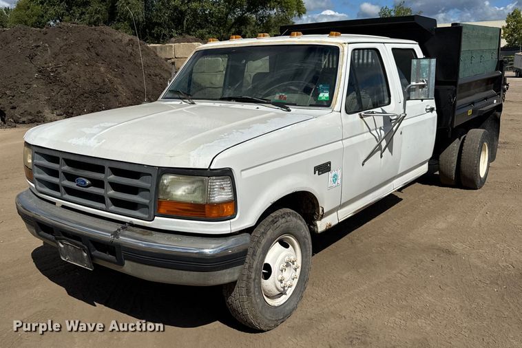 image for item ER0009 1995 Ford F350 Crew Cab dump bed pickup truck