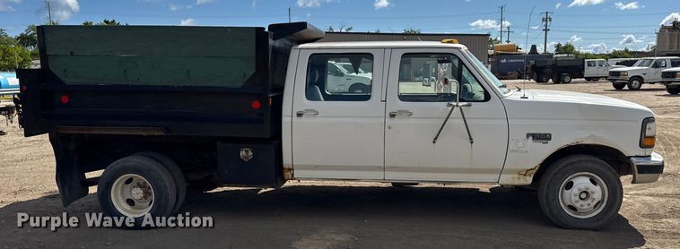 image for item ER0009 1995 Ford F350 Crew Cab dump bed pickup truck