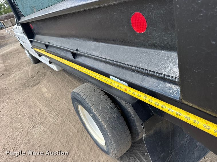 image for item ER0009 1995 Ford F350 Crew Cab dump bed pickup truck