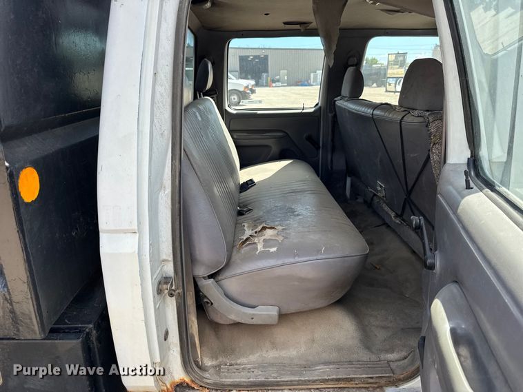 image for item ER0009 1995 Ford F350 Crew Cab dump bed pickup truck