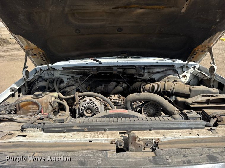 image for item ER0009 1995 Ford F350 Crew Cab dump bed pickup truck