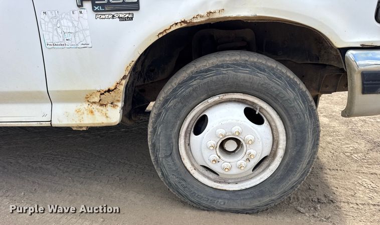 image for item ER0009 1995 Ford F350 Crew Cab dump bed pickup truck