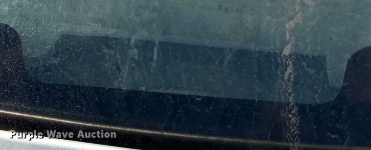 image for item ER0009 1995 Ford F350 Crew Cab dump bed pickup truck