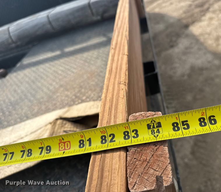 image for item ER2260 2000 Ford F250 Super Duty SuperCab flatbed pickup truck