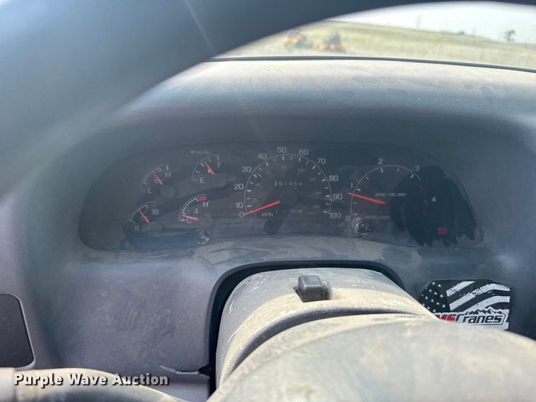 image for item ER2260 2000 Ford F250 Super Duty SuperCab flatbed pickup truck