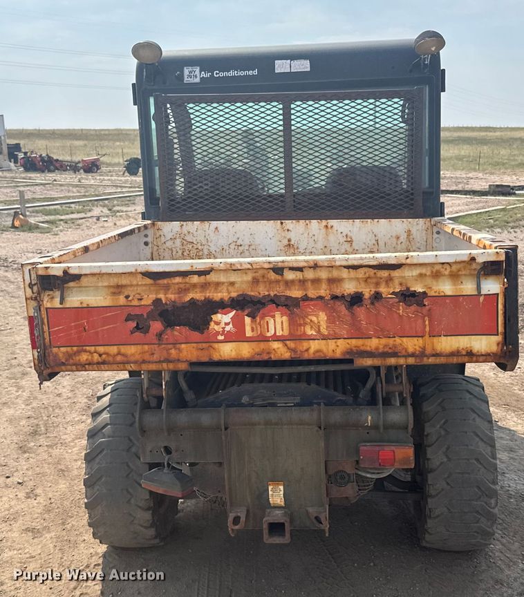 image for item ER2261 2014 Bobcat 5600 Toolcat utility vehicle