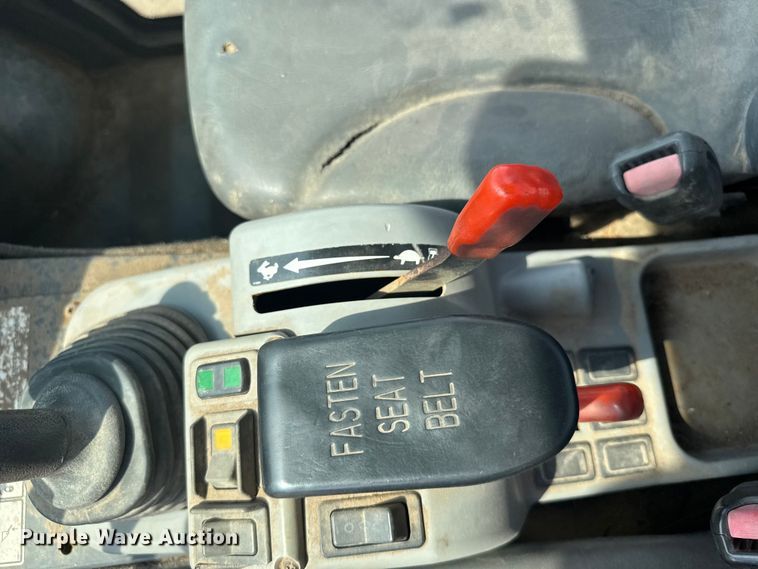 image for item ER2261 2014 Bobcat 5600 Toolcat utility vehicle