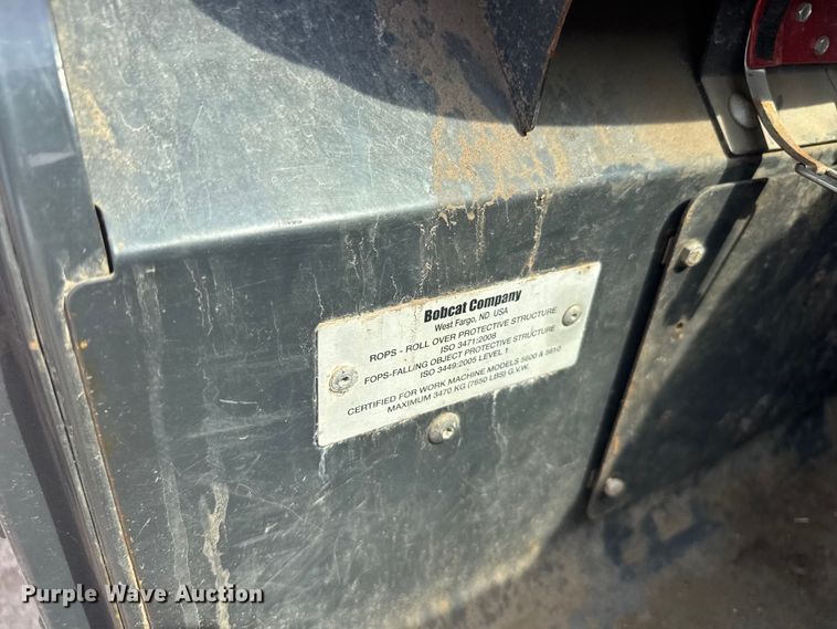 image for item ER2261 2014 Bobcat 5600 Toolcat utility vehicle