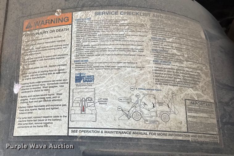 image for item ER2261 2014 Bobcat 5600 Toolcat utility vehicle