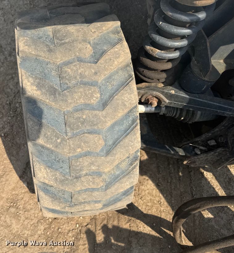 image for item ER2261 2014 Bobcat 5600 Toolcat utility vehicle