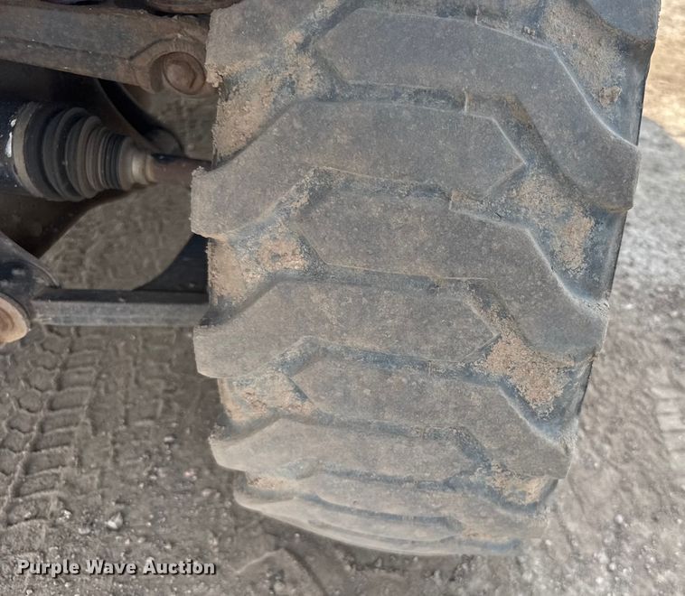 image for item ER2261 2014 Bobcat 5600 Toolcat utility vehicle