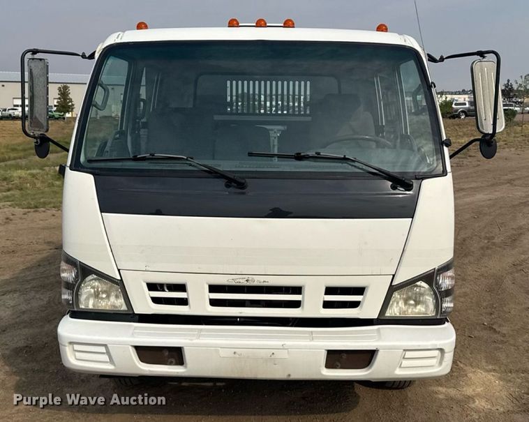 image for item ER2262 2006 GMC W4500 Crew Cab dump truck