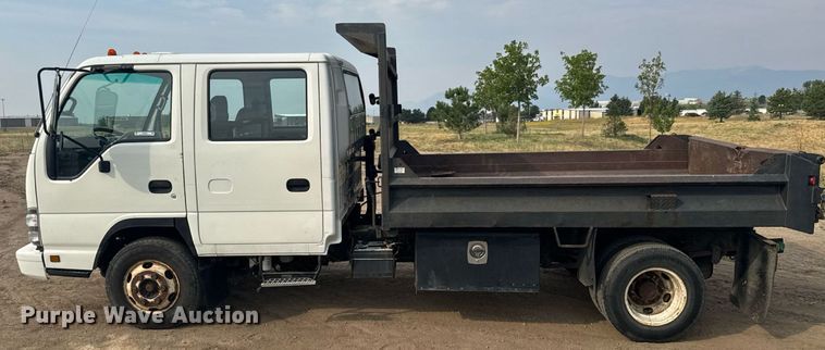 image for item ER2262 2006 GMC W4500 Crew Cab dump truck