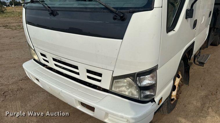 image for item ER2262 2006 GMC W4500 Crew Cab dump truck