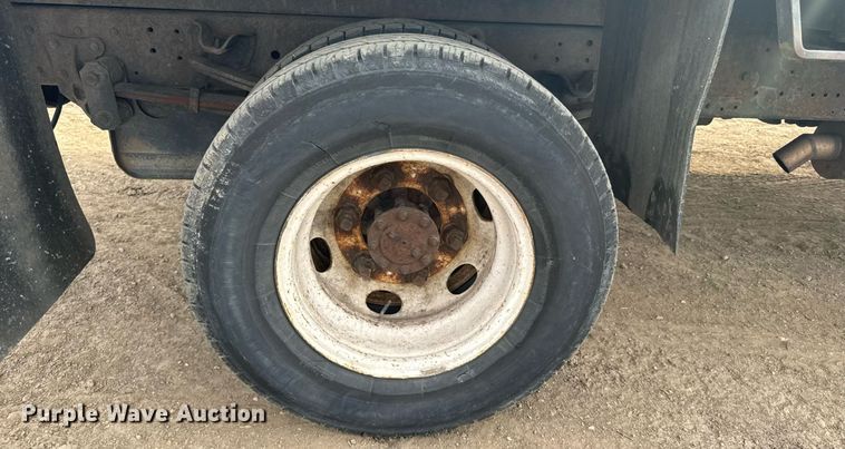 image for item ER2262 2006 GMC W4500 Crew Cab dump truck