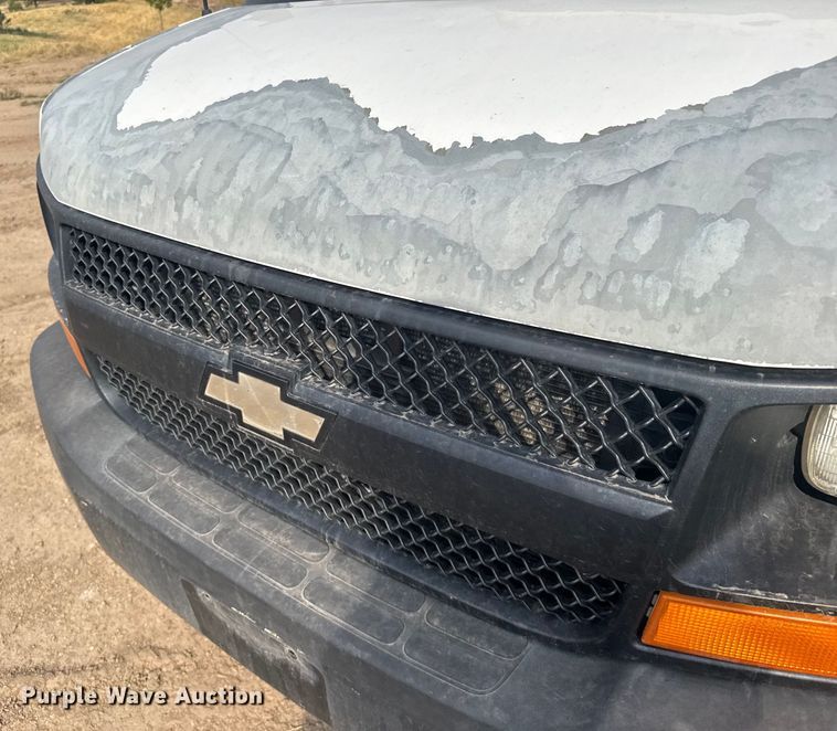 image for item ER2263 2005 Chevrolet Express G3500 delivery van