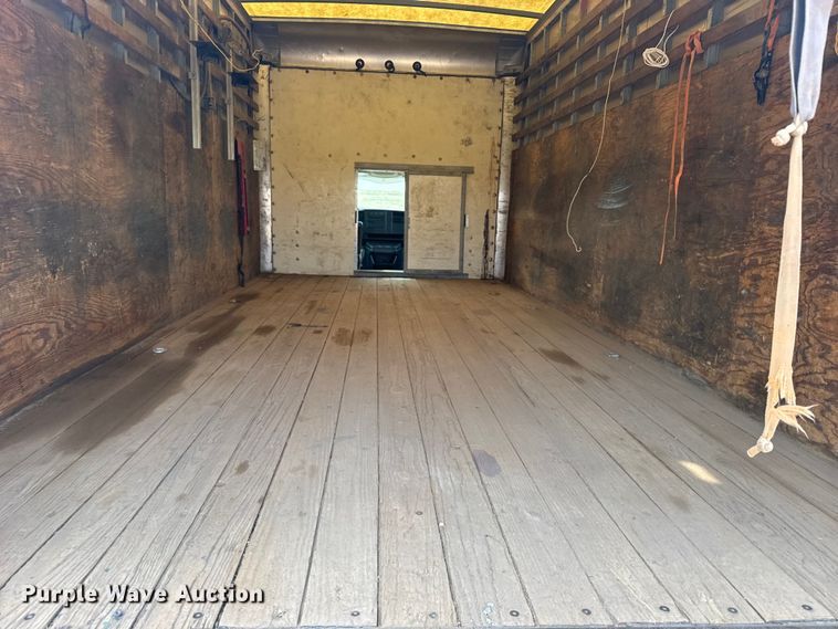 image for item ER2263 2005 Chevrolet Express G3500 delivery van