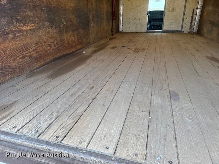 image for item ER2263 2005 Chevrolet Express G3500 delivery van