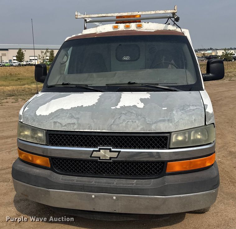 image for item ER2265 2004 Chevrolet Express 3500 Cargo utility van