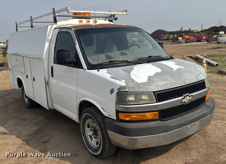 image for item ER2265 2004 Chevrolet Express 3500 Cargo utility van