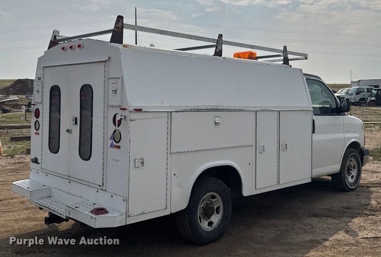 image for item ER2265 2004 Chevrolet Express 3500 Cargo utility van