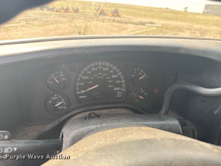 image for item ER2265 2004 Chevrolet Express 3500 Cargo utility van