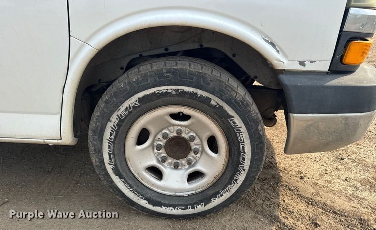 image for item ER2265 2004 Chevrolet Express 3500 Cargo utility van