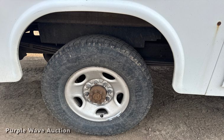 image for item ER2265 2004 Chevrolet Express 3500 Cargo utility van