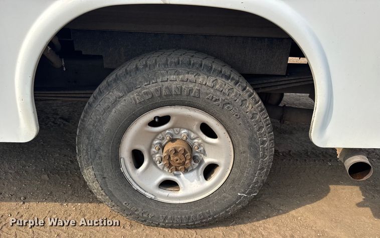 image for item ER2265 2004 Chevrolet Express 3500 Cargo utility van