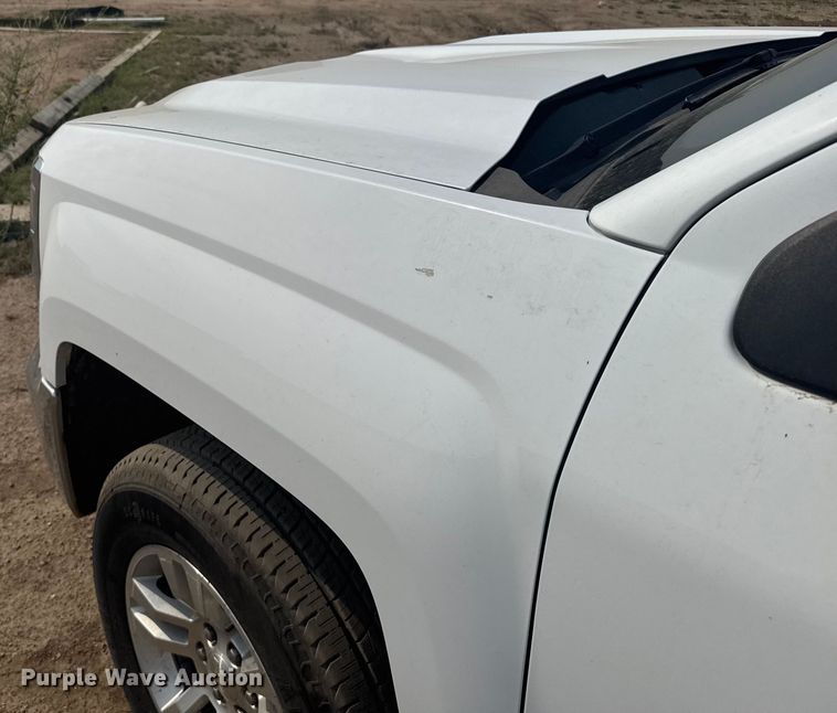 image for item ER2267 2018 Chevrolet Silverado 1500 Crew Cab pickup truck