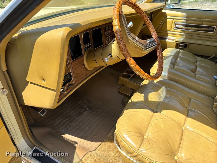 image for item ER2287 1976 Lincoln Continental 