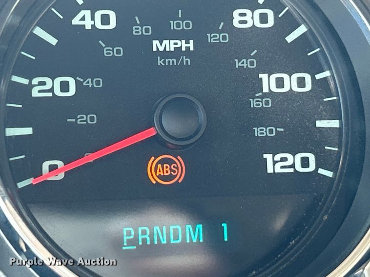 image for item ET3042 2011 Chevrolet Silverado 2500HD Crew Cab pickup truck