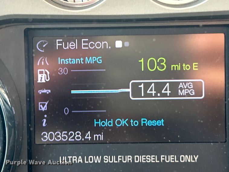 image for item ET3044 2014 Ford F250 Super Duty Lariat  Crew Cab pickup truck