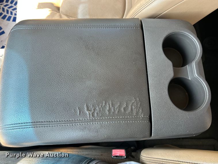 image for item ET3044 2014 Ford F250 Super Duty Lariat  Crew Cab pickup truck