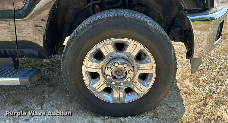 image for item ET3044 2014 Ford F250 Super Duty Lariat  Crew Cab pickup truck