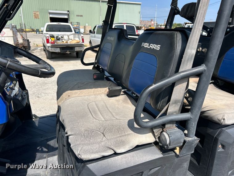 image for item ET3059 2013 Polaris Ranger 800 Crew utility vehicle