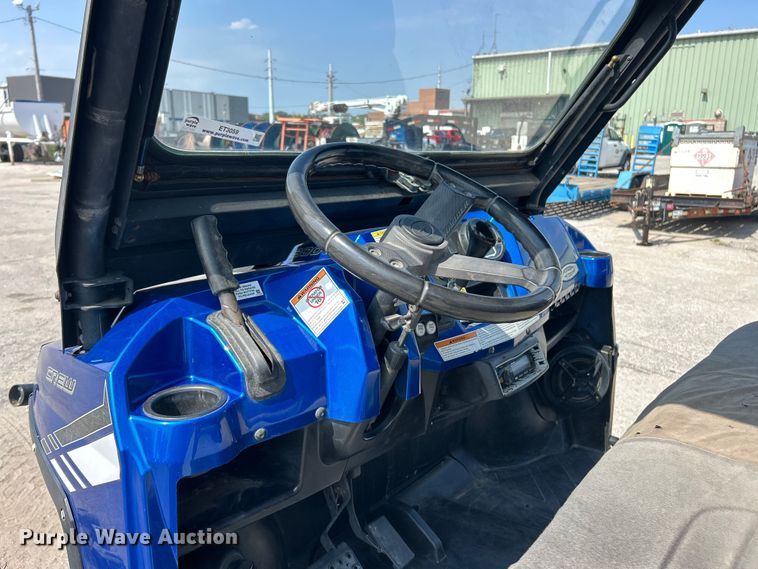 image for item ET3059 2013 Polaris Ranger 800 Crew utility vehicle