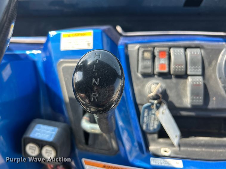 image for item ET3059 2013 Polaris Ranger 800 Crew utility vehicle