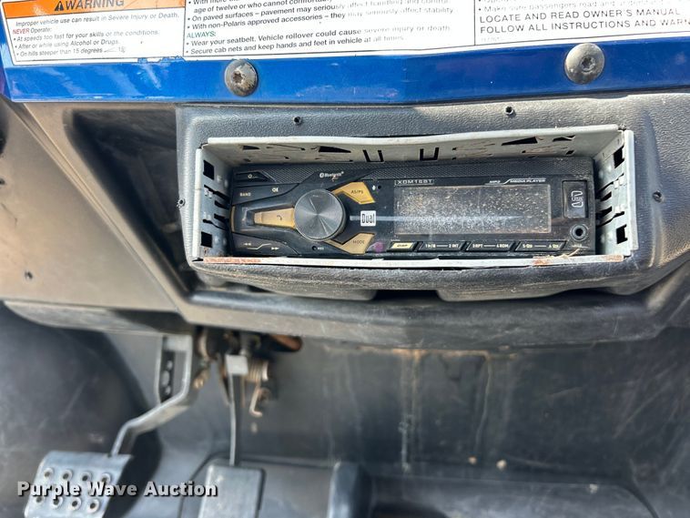 image for item ET3059 2013 Polaris Ranger 800 Crew utility vehicle