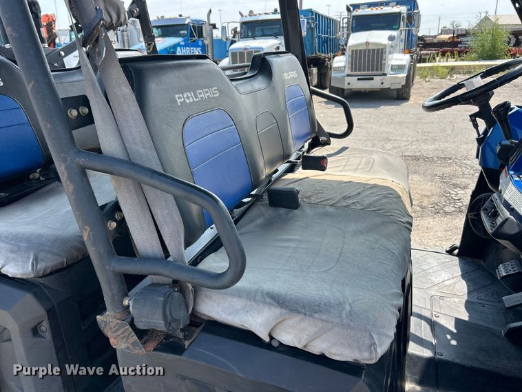 image for item ET3059 2013 Polaris Ranger 800 Crew utility vehicle