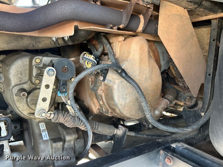 image for item ET3059 2013 Polaris Ranger 800 Crew utility vehicle